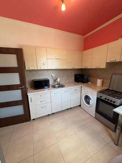 Garsoniera de vanzare 30 mp + curte fata/spate | Parter in vila | 43.500 - 6
