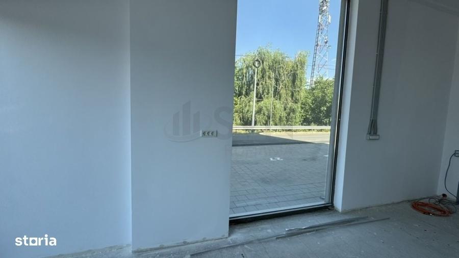 Spațiu comercial, de 132 mp, în Odăi