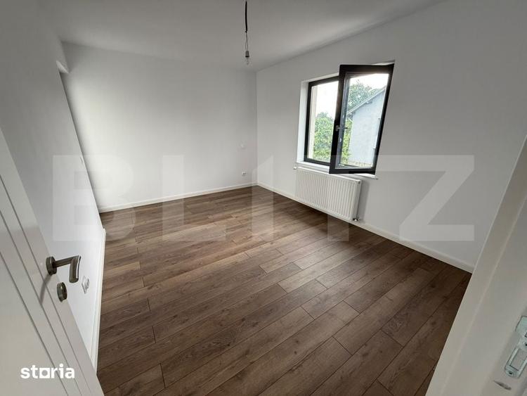 Casă cu 5 camere cu Teren 642 Mp în Pictor Rosenthal