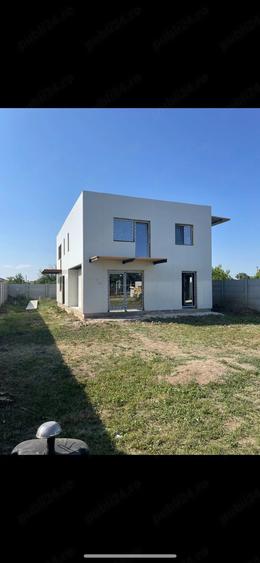 Casă cu Teren 500 Mp în Ștefăneștii de Jos
