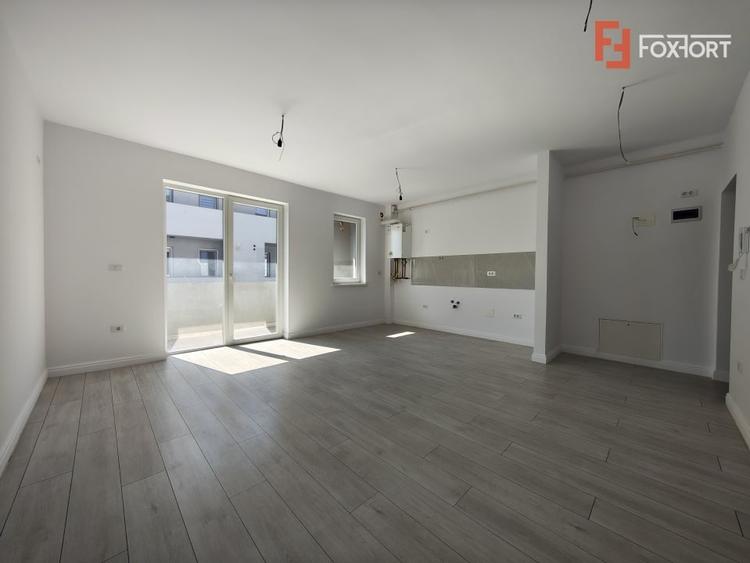 Apartament cu 2 camere decomandat în Giroc