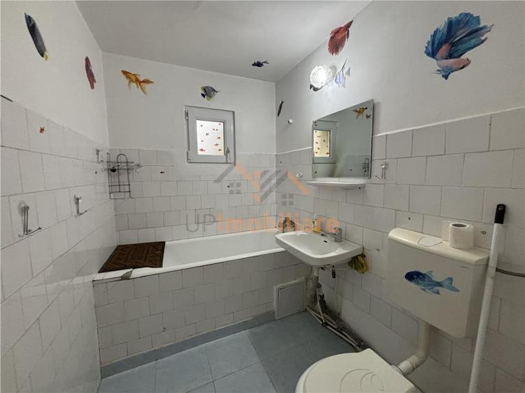 Apartament cu 3 camere decomandat în Decebal