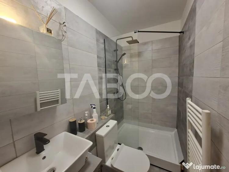 Apartament cu 2 camere decomandat în Ștrand