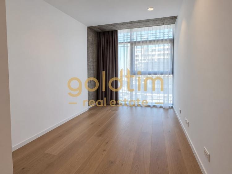 Apartament cu 4 camere semidecomandat, mobilat în Floreasca