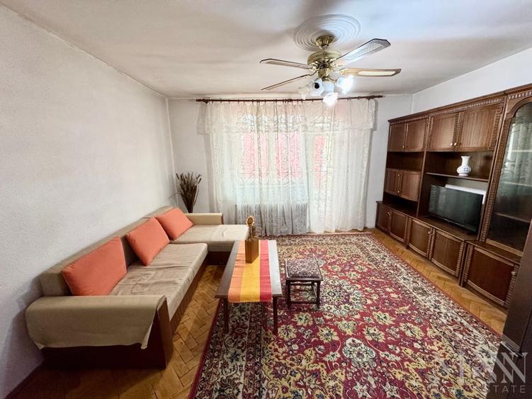 Apartament 2 camere de vanzare + boxa | Central, Oradea - 1
