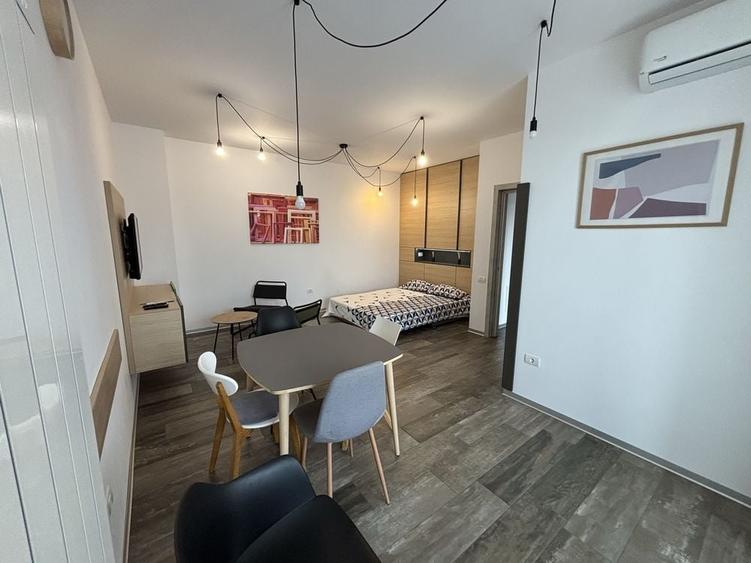 Apartament cu 2 camere decomandat în Palazu Mare