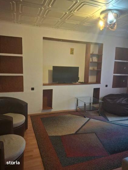 Apartament cu 3 camere decomandat, mobilat în Rahova