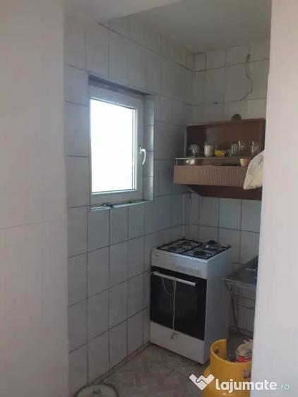 Casă cu 6 camere cu Teren 5165 Mp în Beștepe