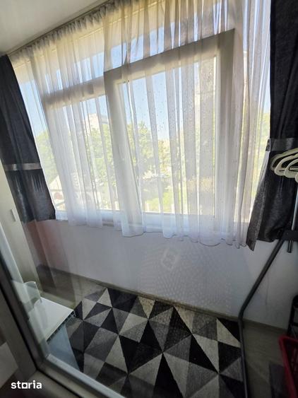 Apartament cu 3 camere decomandat în Vest