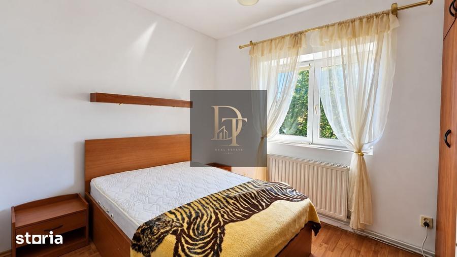 Apartament cu 2 camere decomandat în Schei