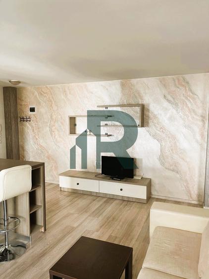 Apartament cu 2 camere semidecomandat, mobilat în Mihai Viteazul