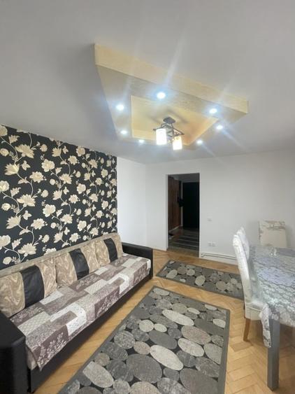 Apartament cu 2 camere semidecomandat, mobilat în Săsar