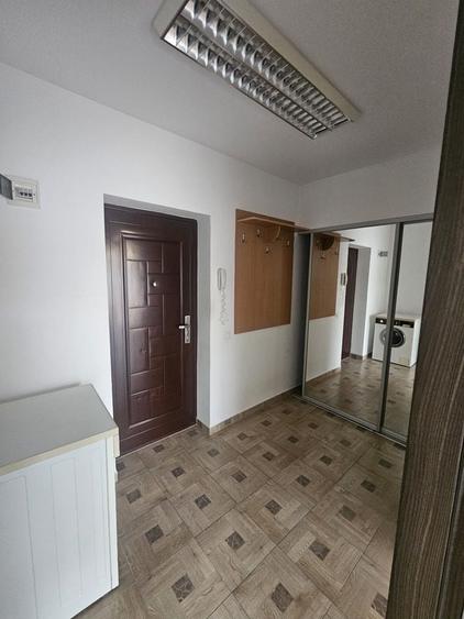 Garsonieră decomandată în Florești