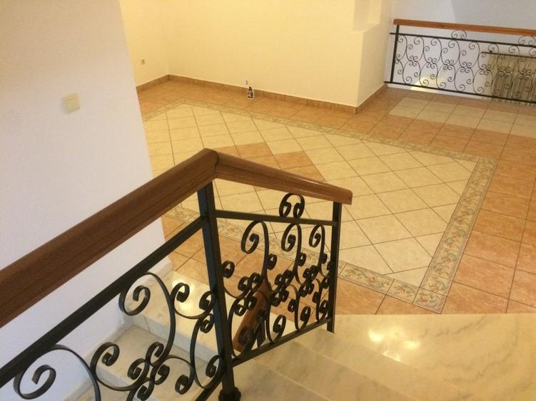Casă individuală cu 9 camere cu Piscina în Băneasa