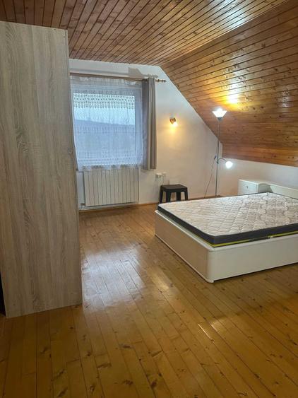 Casă cu 4 camere în Valea