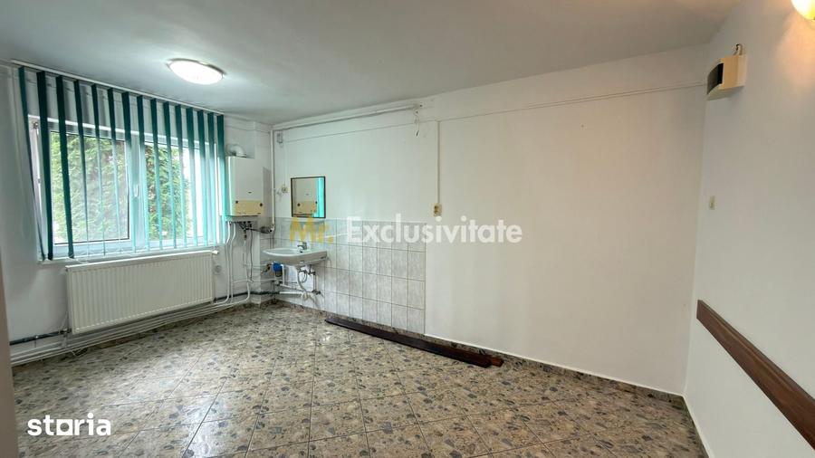 Spațiu comercial, de 50 mp, în Central