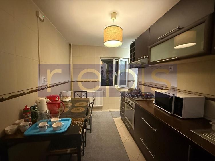 Apartament cu 3 camere decomandat în Beller