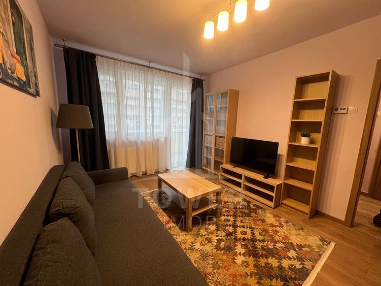 Apartament cu 2 camere semidecomandat în Mihai Viteazul