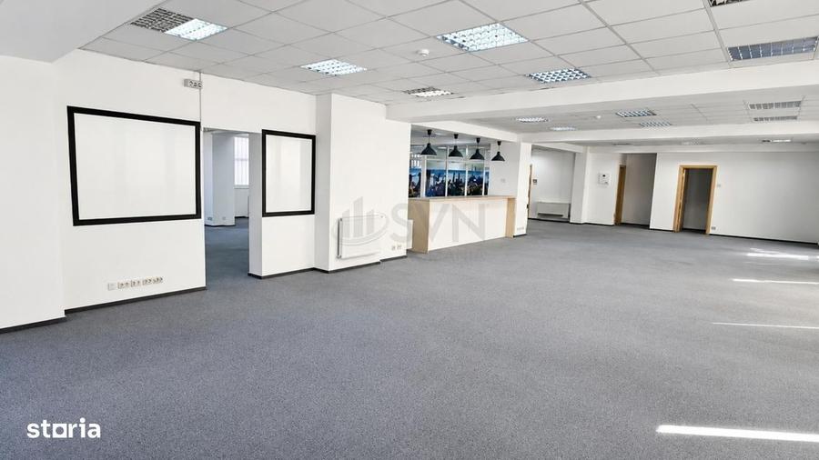 Spațiu comercial, de 241 mp, în Domenii
