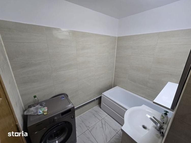 Apartament cu 2 camere decomandat în Republicii