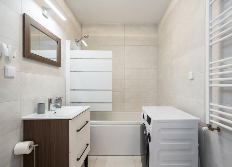 Apartament cu 2 camere semidecomandat în Nerva Traian