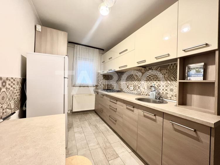 Apartament cu 3 camere nedecomandat, mobilat în Mănăștur