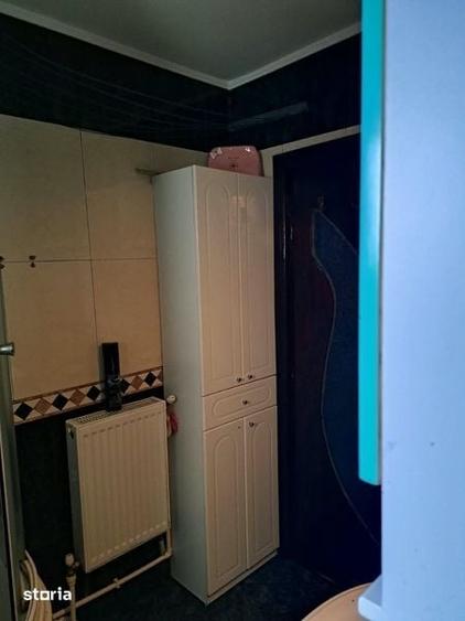 Apartament cu 2 camere decomandat în Broșteni