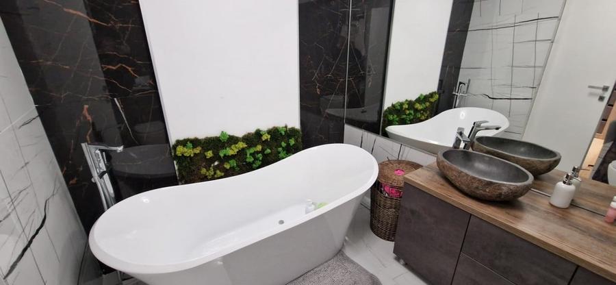 Apartament cu 3 camere decomandat, mobilat în Aviației