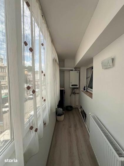 De vanzare apartament cu 3 camere si balcon, etajul 2, renovat, 70mp - 7