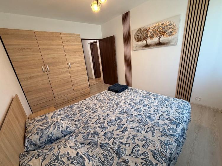 Apartament cu 2 camere semidecomandat, mobilat în Dristor