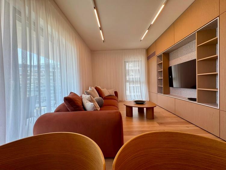 Apartament cu 3 camere decomandat în Pipera