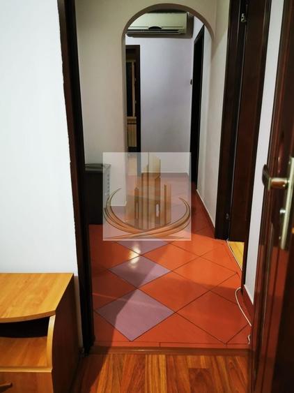 Apartament cu 3 camere decomandat, mobilat în Brâncoveanu