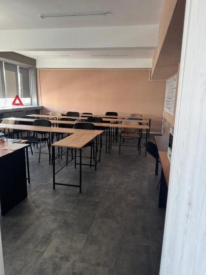Birou, de 20 mp, în Brâncoveanu