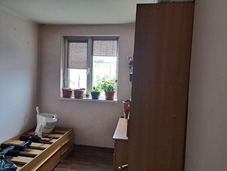 Apartament cu 3 camere decomandat, mobilat în Aghireșu-Fabrici