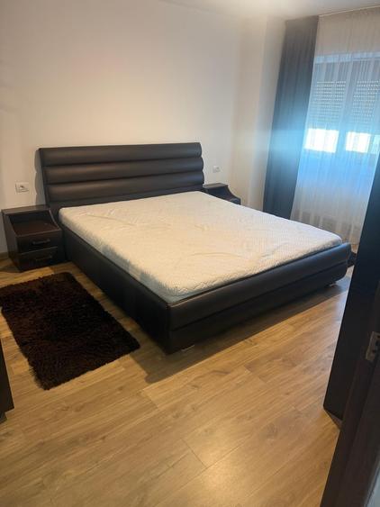 Proprietar Inchiriez apartament 2 camere DECOMANDAT, 56 mp, Nicolina 2 Str. Clopotari, Etaj 3 - 6