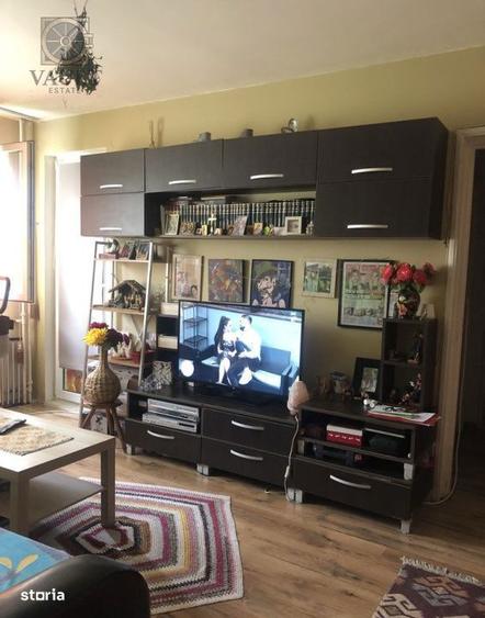 Apartament cu 3 camere semidecomandat, mobilat în Nicolae Grigorescu