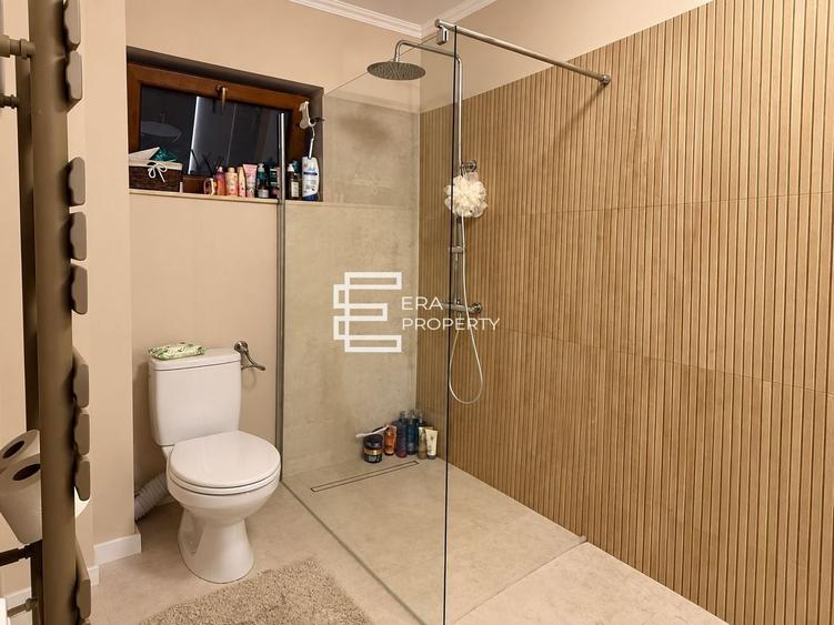 Casă individuală cu 4 camere cu Piscina în Șelimbăr