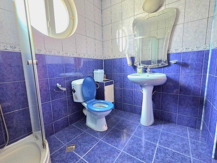 Casă individuală cu 5 camere cu Canalizare în Dudu