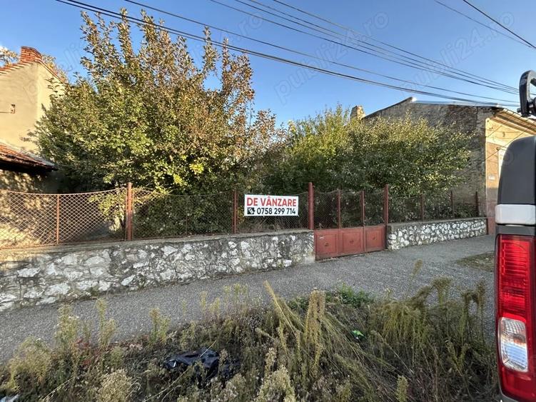 Teren de 720 mp, în Central