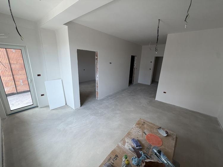 Apartament cu 2 camere decomandat în Rădăuți