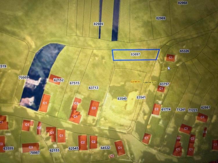 Teren de 400 mp, în Central