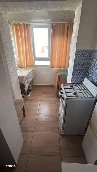 Apartament cu 3 camere decomandat în Negru Vodă