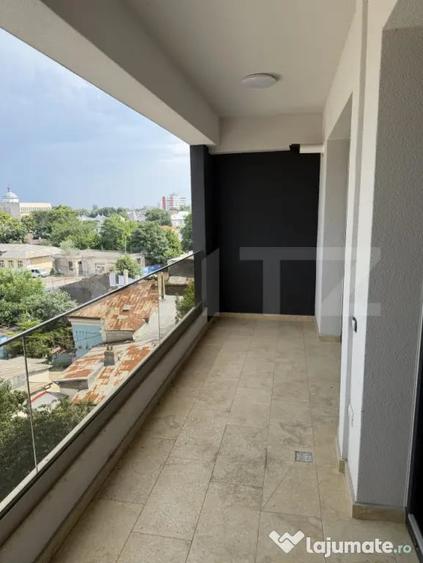 Apartament cu 2 camere semidecomandat în Central