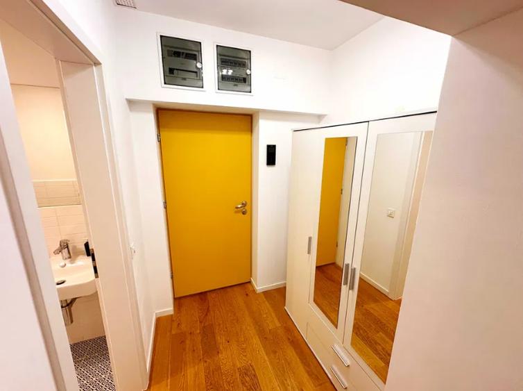 Apartament cu 2 camere semidecomandat în Aviației