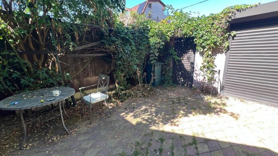 Casă individuală cu 5 camere cu Canalizare în Floreasca