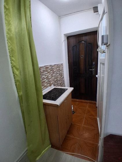 Garsonieră nedecomandată în Micro 14