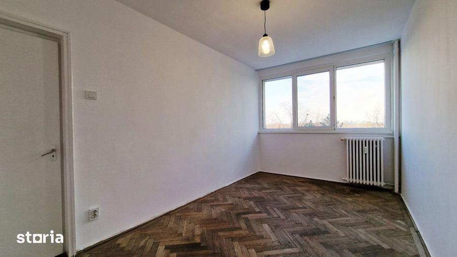Apartament cu 3 camere decomandat în Floreasca