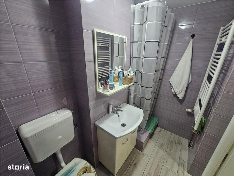 Apartament cu 2 camere decomandat în Calea Caransebeșului