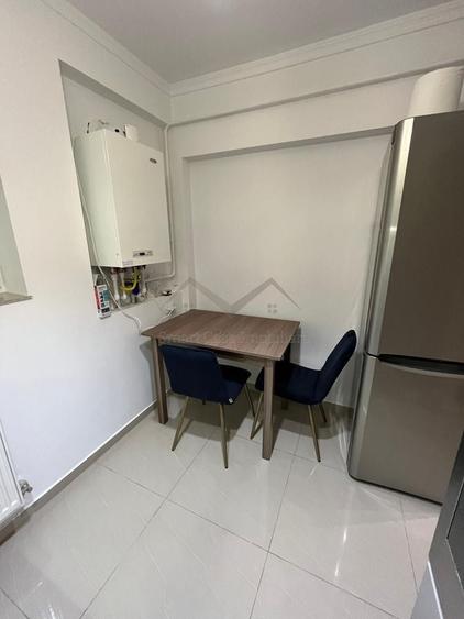 Apartament cu 2 camere decomandat în Piața Unirii