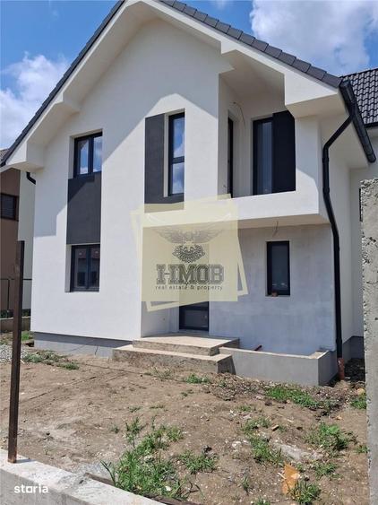 Casă cu 4 camere cu Teren 350 Mp în Șura Mare